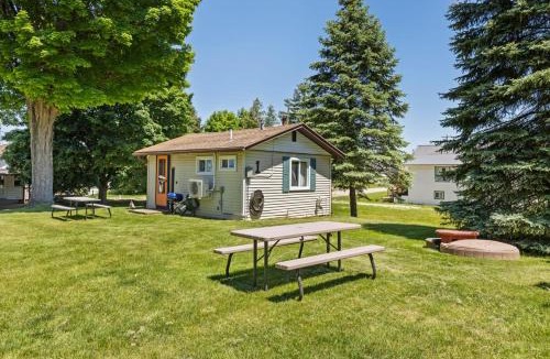 Chippewa Lake House | Chippewa Bluffs Resort Spacious Combined 3BR 3BA Cabins