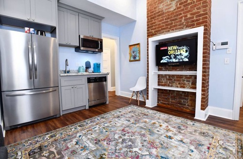 Seventh Ward House | Claiborne Historic Guest House-economy rear unit