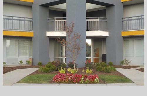 Castleton Hotel | Clarion Pointe Indianapolis Northeast