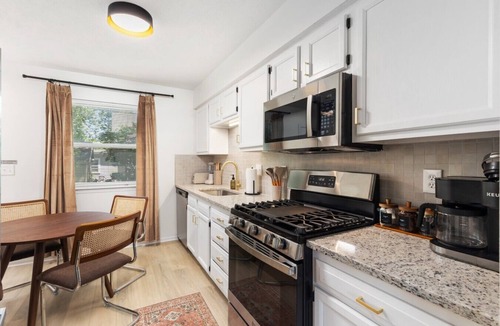 Delaware Apartment | Clean, comfortable, and versatile home, perfect for long stays