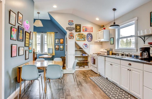 Frankfort Apartment | Close to Trails & Town! Artsy Apt in Frankfort