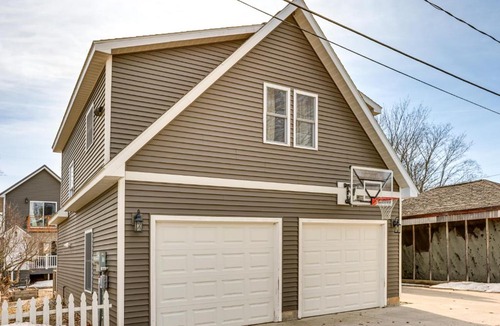 Frankfort Apartment | Close to Trails & Town! Artsy Apt in Frankfort
