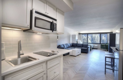 Purgatory Cabin | Cloud Nine | AC, Pool, Hot Tub, Golf & Ski
