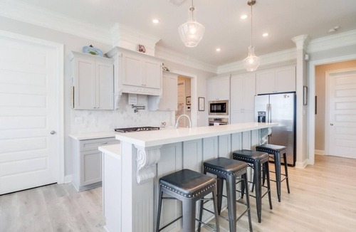 Pass Christian House | Coastal Comfort | 4BR Beach Retreat with Beach Views + ShortWalk to Shore!