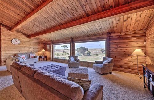 Warrenton House | Coastal Oregon Retreat w/Grill: 11 Mi to Astoria!