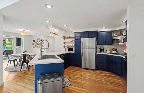 Coldwater House | Coldwater Lake Retreat - Spacious 5 BR Getaway