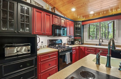 Boulder Junction House | Come relax at your home away from home walking distance to downtown Boulder!