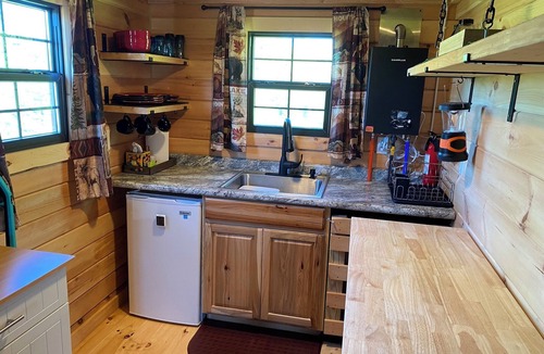 Bruce Crossing Cabin | Come Stay Off-Grid in Michigan's Beautiful Upper Peninsula
