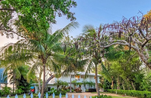 Lower Matecumbe Beach House | Come Vacation with us in 58 Sunset Road