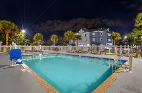 Pensacola Hotel | Comfort Inn Pensacola near NAS Corry Station