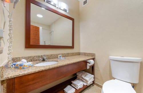 Michigan City Hotel | Comfort Inn & Suites Michigan City South