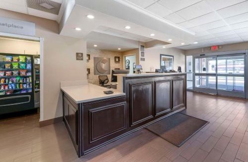 Porter Hotel | Comfort Inn & Suites Porter near Indiana Dunes