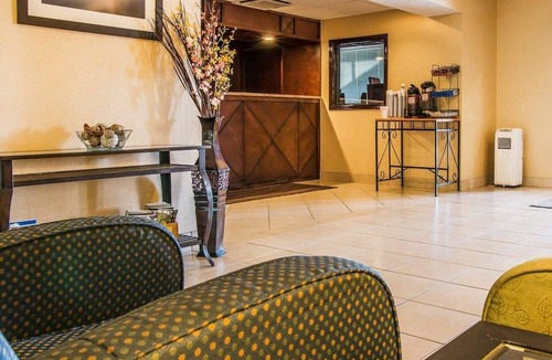 Whitehall Hotel | Comfort Inn Whitehall