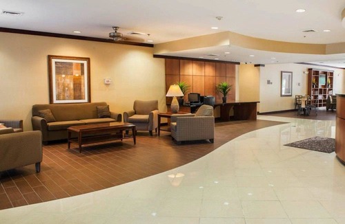 Southport Hotel | Comfort Suites Southport
