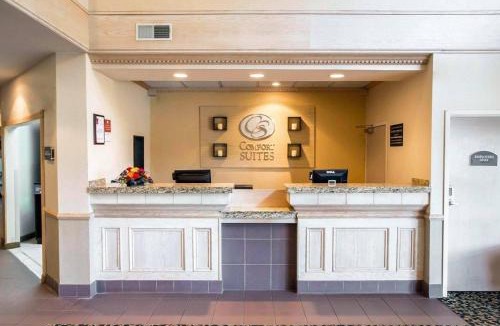 South Bend Hotel | Comfort Suites University Area Notre Dame-South Bend