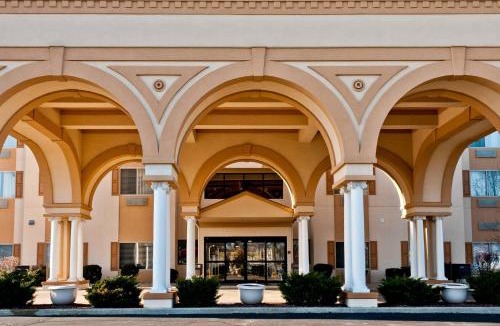 South Bend Hotel | Comfort Suites University Area Notre Dame-South Bend