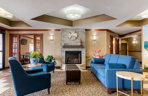 Stevensville Hotel | Comfort Suites Stevensville - St. Joseph