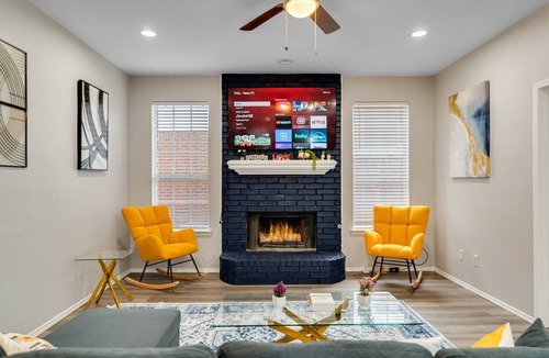 Rowlett House | Comfortable 5BR 3BA Central Location