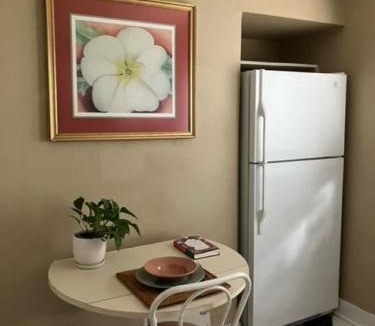 Freetown - Port Rico Apartment | Comfortable Private 1BR Retreat