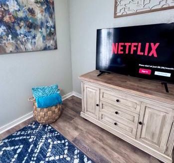 Nederland Apartment | Comfy 2BR 1BA Apt