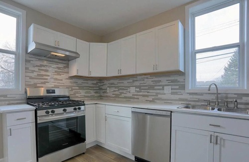 Mount Clemens House | Comfy 4-bedroom house in Mount Clemens