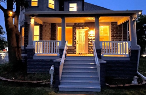 Mount Clemens House | Comfy 4-bedroom house in Mount Clemens
