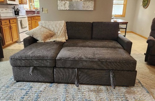 Decorah House | ~Comfy~Cozy~ Friendly Neighborhood!