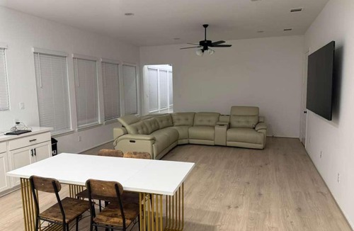 Rosenberg House | Comfy gem