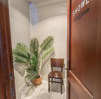 Astoria Hotel | Commodore Hotel