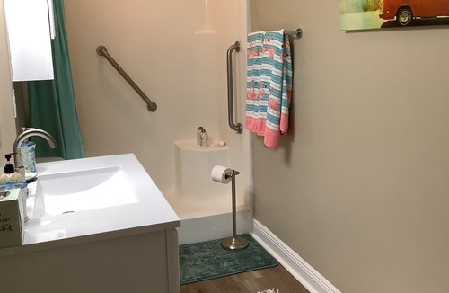 Pass Christian House | Complete, cozy apartment with laundry, pool and parking just off I-10.