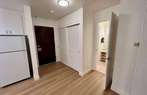 Oakland Ave - Harrison St Condo | Condo with Pool + Secure Parking