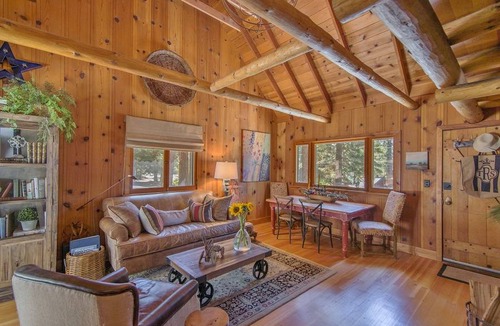 Sunnyside Cottage | Cottage ∙ 2 bedrooms ∙ 4 guests