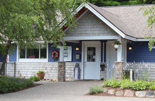 Empire RV Rental | Cottage 7 sleeps 6 people