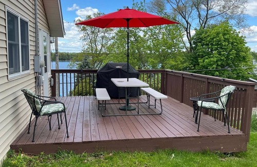 Gregory House | Cottage Getaway, Lake Access, Kayaks