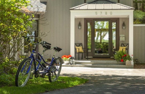 Clam River Cottage | Cottage on TORCH LAKE! AUGUST 22 week OPEN!