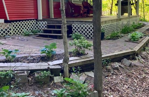 Scottville House | Country life 15 minute drive to Lake Michigan