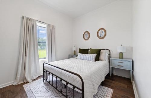 New Iberia House | Country Living Close to the City