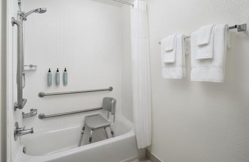 South Baton Rouge Hotel | Courtyard Baton Rouge South