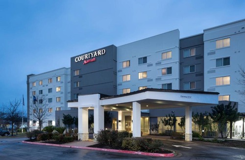 McNeil Hotel | Courtyard by Marriott Austin Parmer Tech Ridge