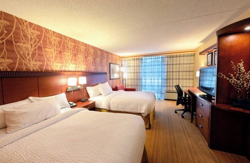 North Canton Hotel | Courtyard by Marriott Canton