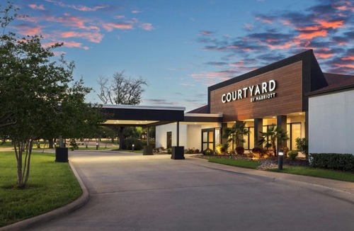Bedford Hotel | Courtyard by Marriott Dallas-Fort Worth/Bedford
