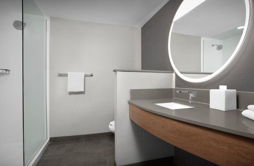 Downtown Hotel | Courtyard by Marriott Pensacola Downtown