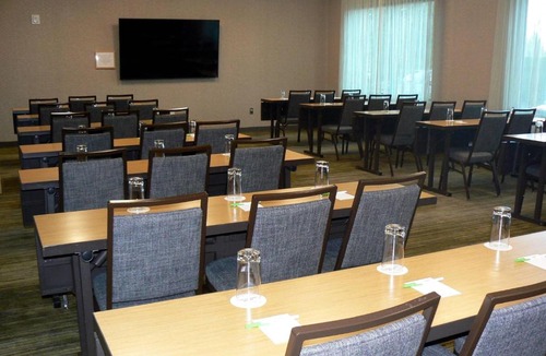 Tigard Hotel | Courtyard by Marriott Portland Tigard