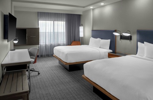 Sherman Hotel | Courtyard By Marriott Sherman