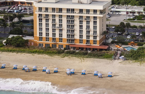 Hutchinson Island South Hotel | Courtyard by Marriott Hutchinson Island Oceanside/Jensen Beach