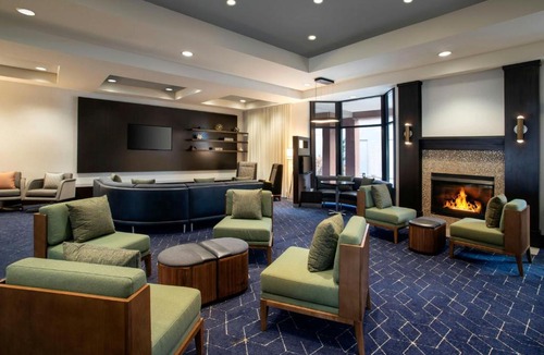 Worcester Hotel | Courtyard Worcester