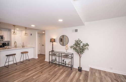 Covington Condo | Covington Charm 101