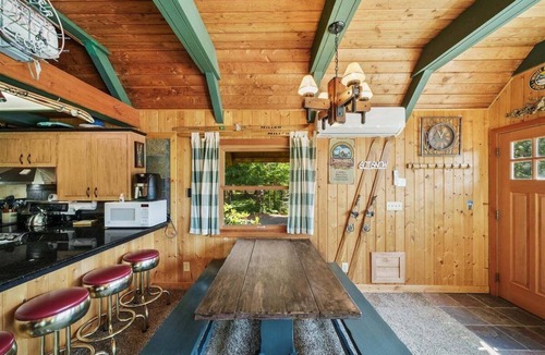Packwood Cabin | `Cowlitz River Cabin` | Riverside, Yard, AC, EV