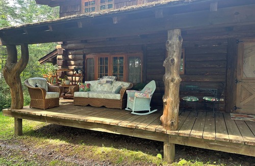 Presque Isle Cabin | Cozy 1-bedroom log cabin in beautiful Manitowish Waters/Winchester