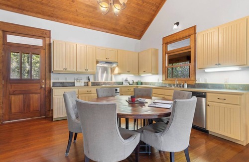 Vancleave Cabin | Cozy 2-bedroom cabin in the woods on the river in Vancleave